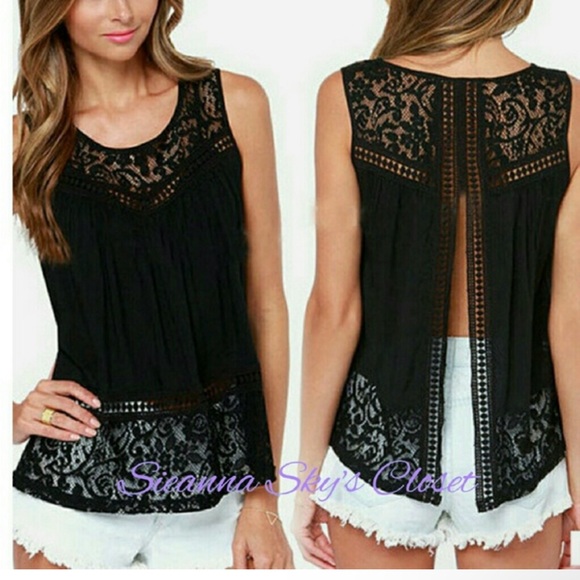 NWOT Black top size small opens in the back - Picture 2 of 2